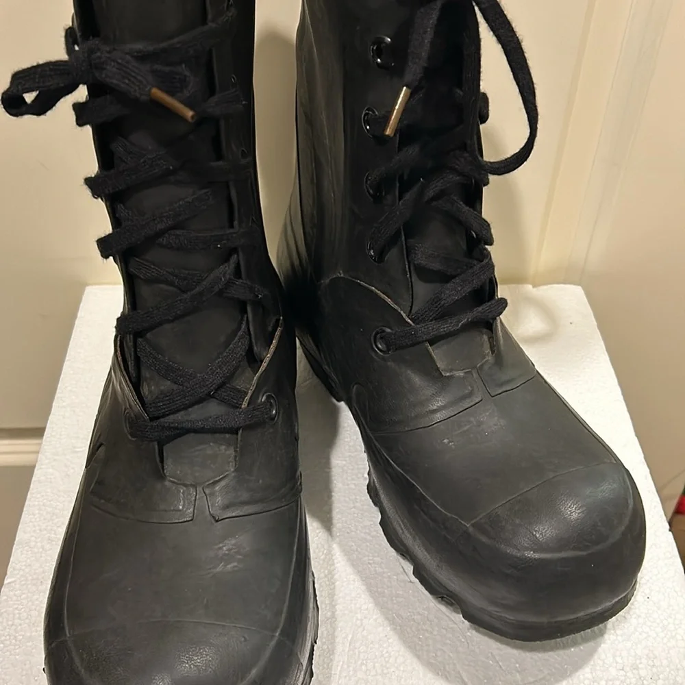 Bristolite QMC unisex EXTREME COLD WEATHER lace up rubber BOOTS size 6W(M) 8W(W)
